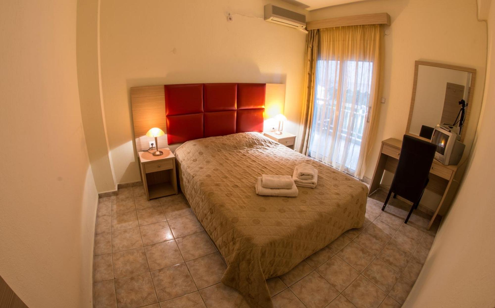 Jolandas House Торони Номер фото